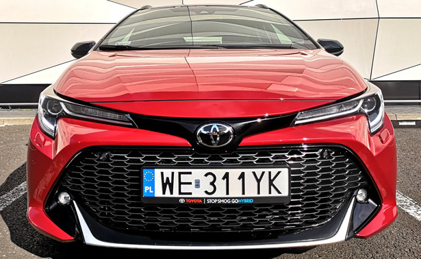 Toyota Corolla z 2022 tańsza o 12,5 tys. zł w 2023 roku