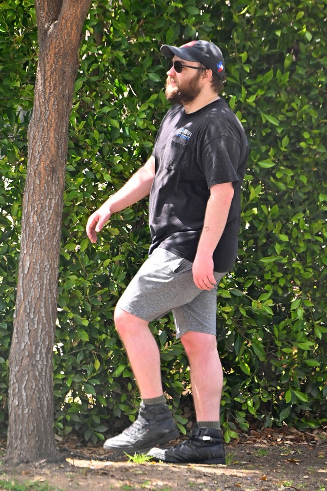 Angus Ti Džouns