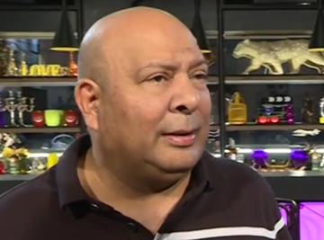 "Priđe, naruči doručak i da im 100 evra!" GEST POKOJNOG DŽEJA ostavio javnost u neverici, žena posle mnogo godina podelila priču sa  svima 