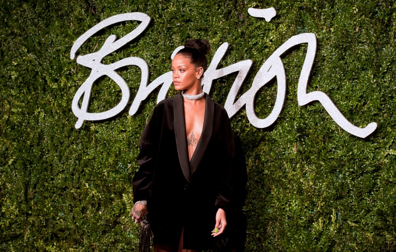 Rihanna na British Fashion Awards 2014