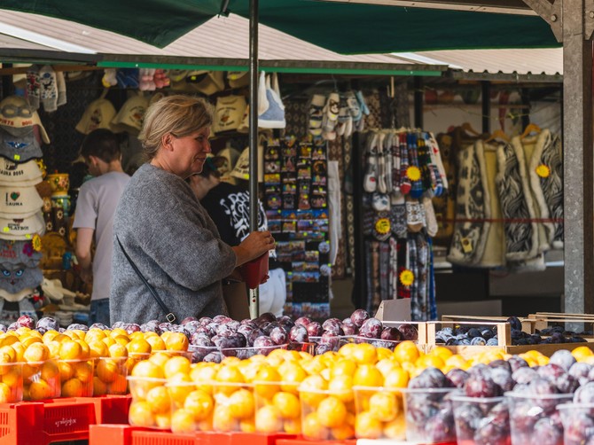 Ovo voće čisti creva kao šmrkom, pojedite 200 grama dnevno