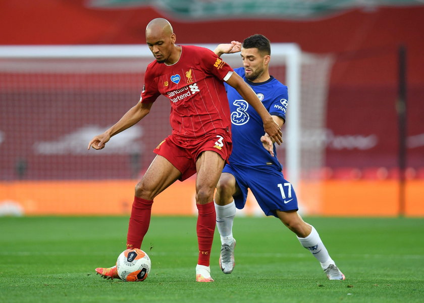 Złodzieje okradli dom piłkarza Liverpoolu Fabinho 