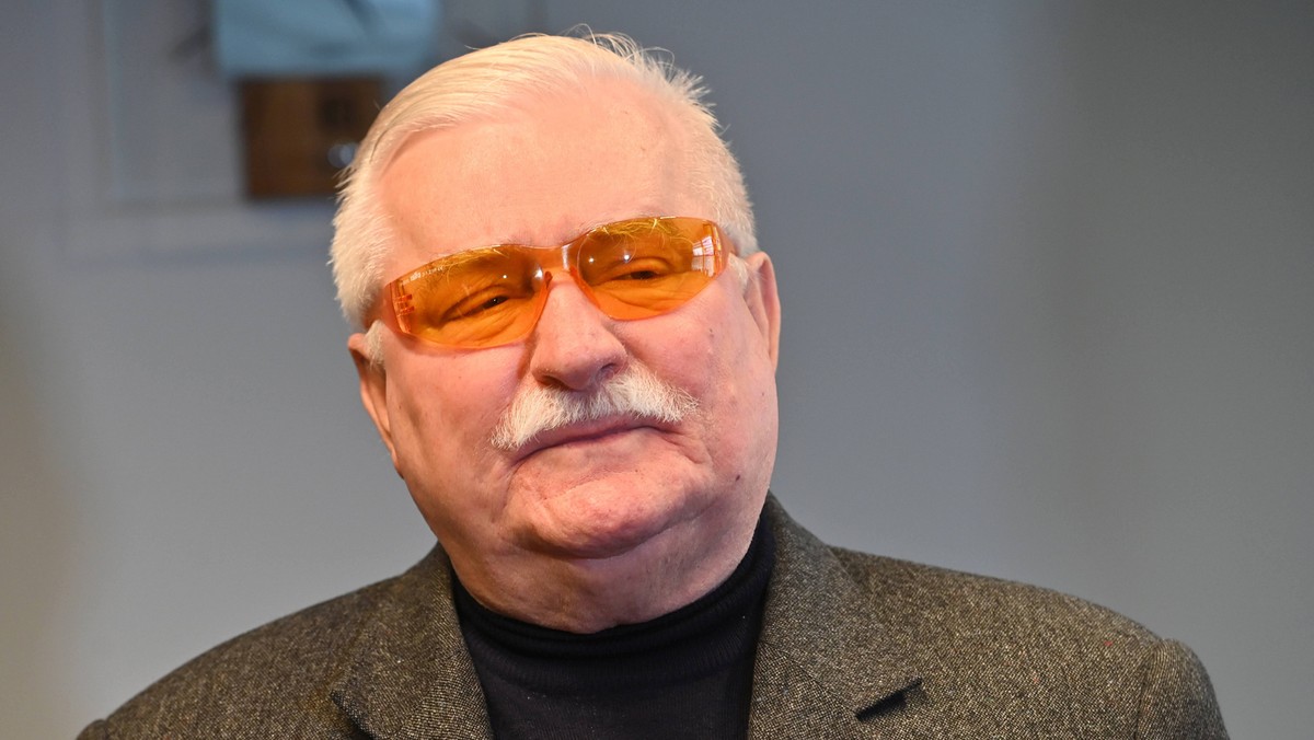 Gdańsk: Incydent podczas rozdawania broszur PiS. Lech Wałęsa komentuje