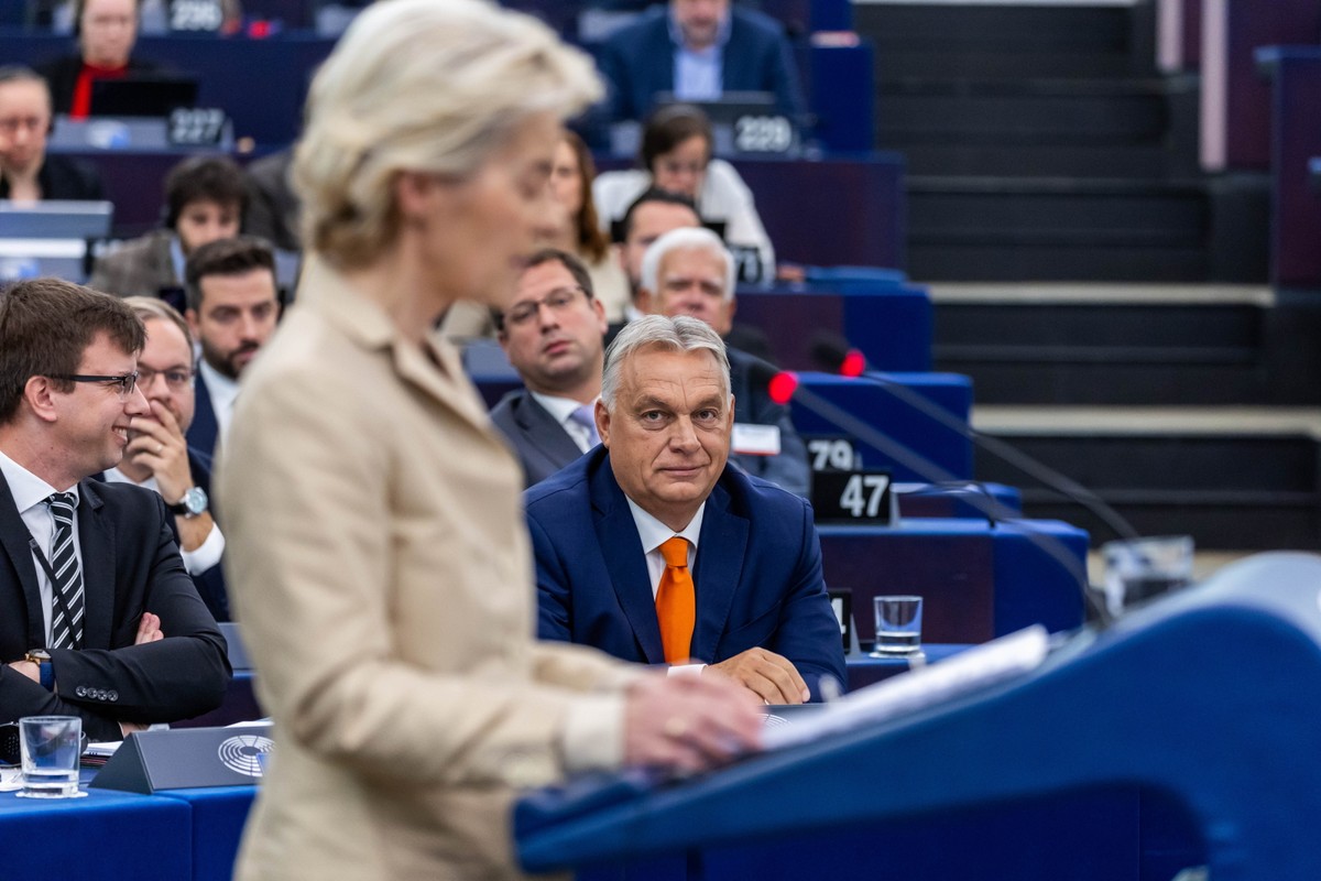 Ursula von der Leyen do Orbana: Czy ktokolwiek obwinia Węgrów za sowiecką inwazję?
