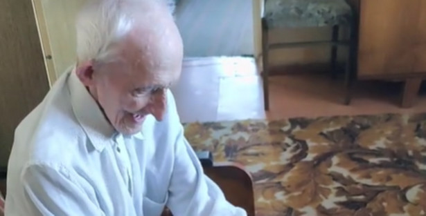 Dziadzio Henio, znany setkom tysięcy fanów z TikToka, zmarł 7 lutego w wieku 95 lat
