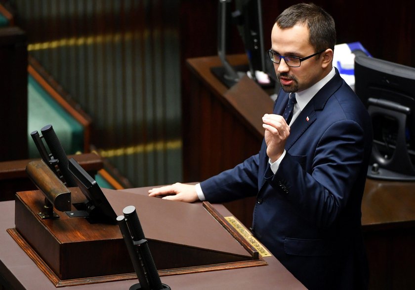 Niespodziewany odwrót! PiS wycofuje się z kontrowersyjnych propozycji