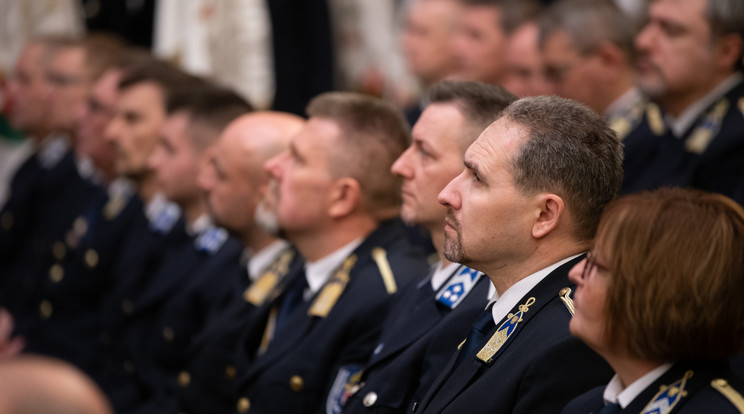 100 éves a rendőrség. /Fotó: Police.hu