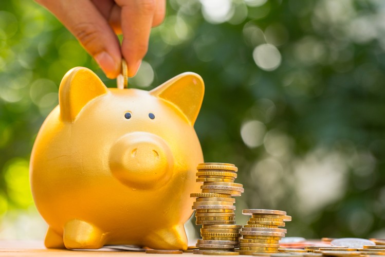 Równoległe funkcjonowanie podatków od dochodu, od wartości dodanej i od sprzedaży detalicznej jeszcze bardziej skomplikuje nasz system podatkowy i utrudni wypełnianie obowiązków podatkowych. Nałożenie dodatkowego podatku od sprzedaży nie spowoduje też, że nieuczciwi przedsiębiorcy zaniechają nieuczciwych praktyk w momencie nałożenia dodatkowego podatku. Ustawa z pewnością nie ograniczy nieuczciwej konkurencji i nie poprawi sytuacji uczciwych przedsiębiorców, co jest deklarowanym celem zmian. 
Nieprzewidywalne zmiany systemu i polityki podatkowej zwiększają ryzyko prowadzenia działalności gospodarczej w naszym kraju i osłabiają skłonność do inwestowania. I to nie tylko w branży dotkniętej zmianami regulacyjnymi, ale w całej gospodarce.