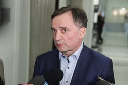 Ziobro doprowadzony siłą przed komisję? Sąd wydał kluczową decyzję