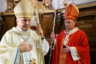 Bp Edward Janiak napisał list do biskupów, w którym krytykuje abp. Wojciecha Polaka