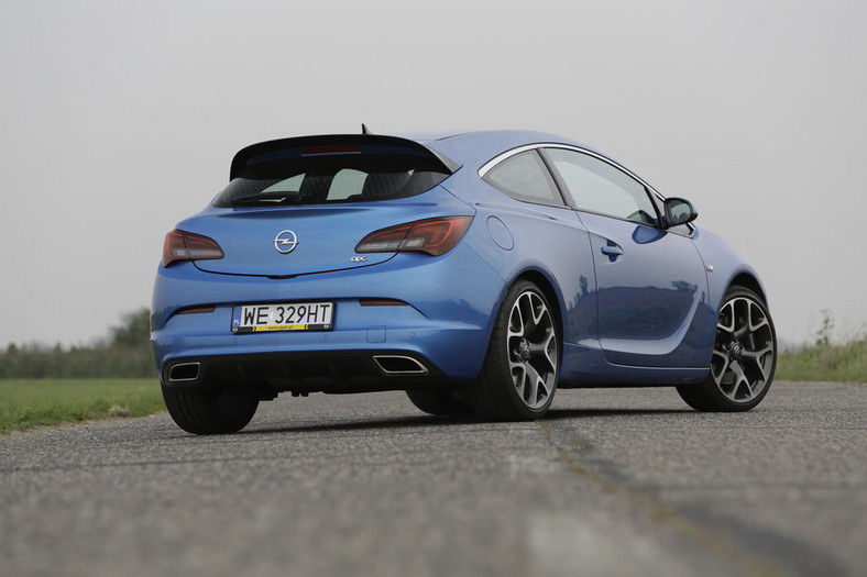 Opel Astra OPC