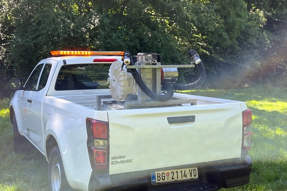 Moguća pojava belog dima iznad šahtova: U više ulica u širem centru Beograda trodnevna akcija suzbijanja larvi komaraca
