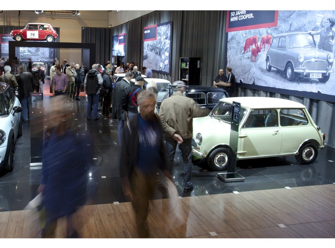 W Essen zakończyła się wystawa Techno Classica. Impreza jest uznawana za największe niemieckie targi pojazdów historycznych i zabytkowych. W naszej galerii mamy kilka perełek dawnej motoryzacji - auta warte są bardzo poważne pieniądze...