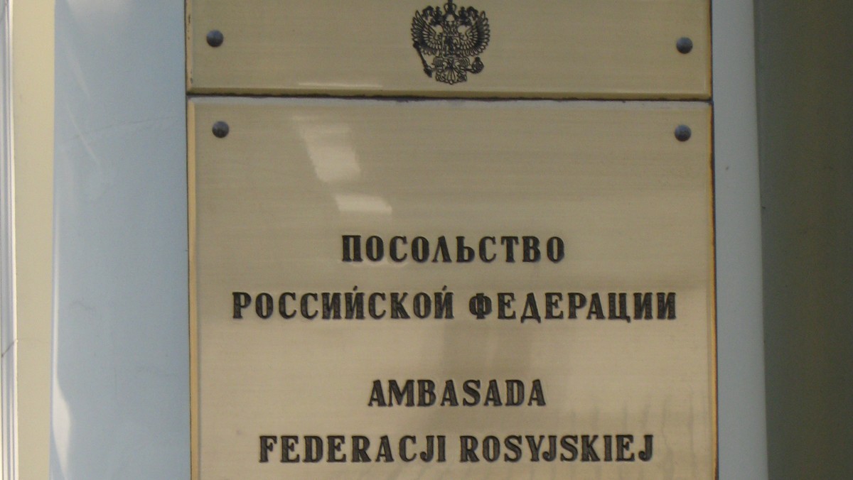 Polska dyplomacja popełnia błąd, nie płacąc Rosji za szkody związane z uszkodzeniem ambasady podczas zamieszek 11 listopada - uważa dr Rafał Mrówka, ekspert od wizerunku z SGH.