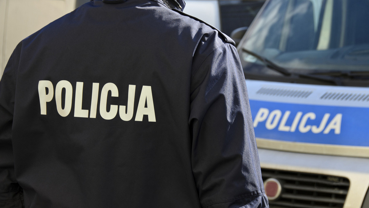 Białystok: policja szuka 32-latka, który uciekł z budynku prokuratury