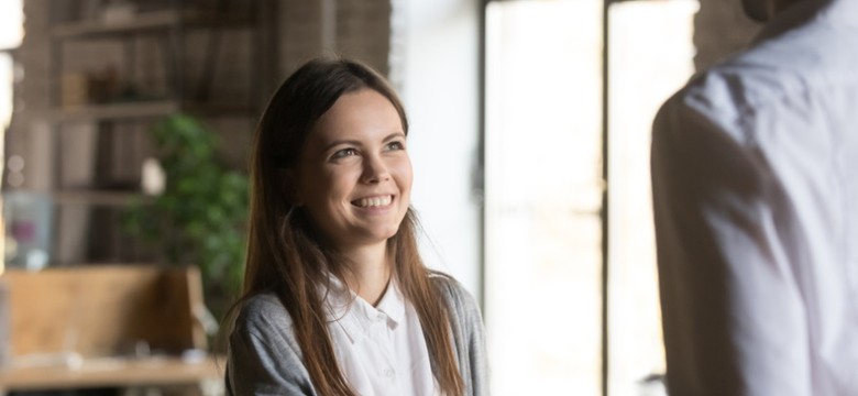Polscy studenci niechętnie łączą naukę z pracę. Mogą przez to dużo stracić...