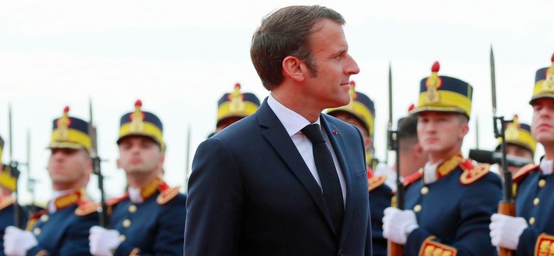 "Le Figaro": Macron chce się pogodzić z Polską