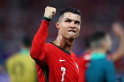 Cristiano Ronaldo spotkał się w Laponii ze Świętym Mikołajem