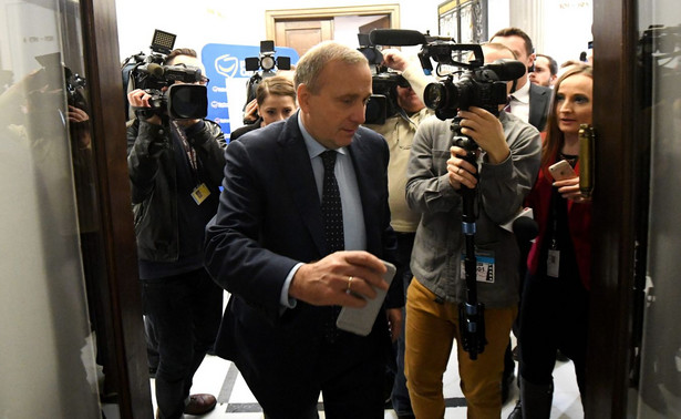 Schetyna: PO zawiesza protest w Sejmie. Składamy wniosek o odwołanie Kuchcińskiego