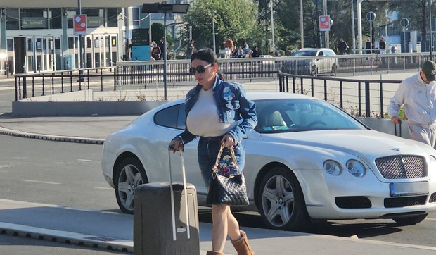 Elektra Elit paparaco aerodrom