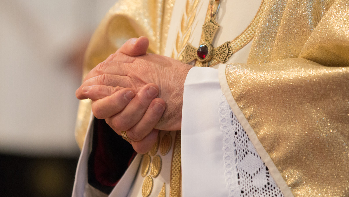 Komu przeszkadzają dzieci w kościele? Kontrowersyjne słowa księdza