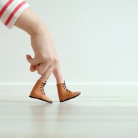 Lassuló járás: ez lehet a demencia egyik legkorábbi figyelmeztető jele
