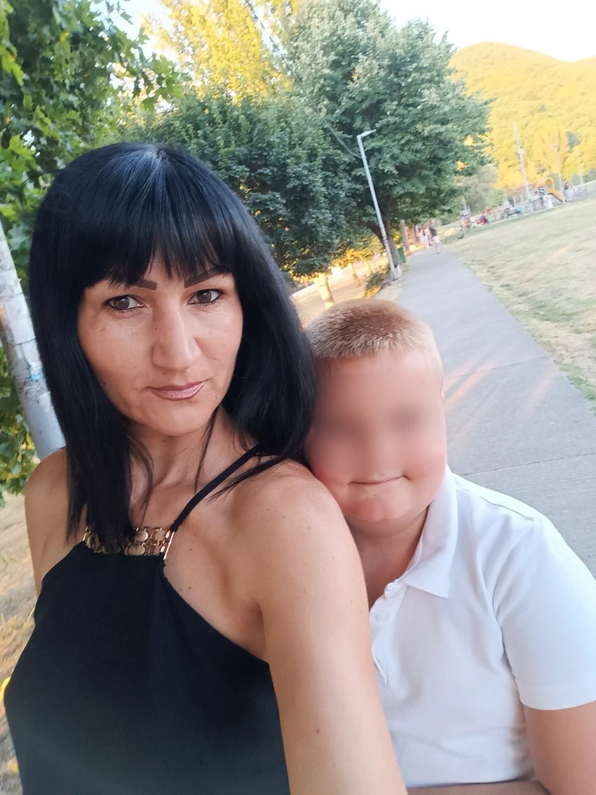 VS со мајката МИ