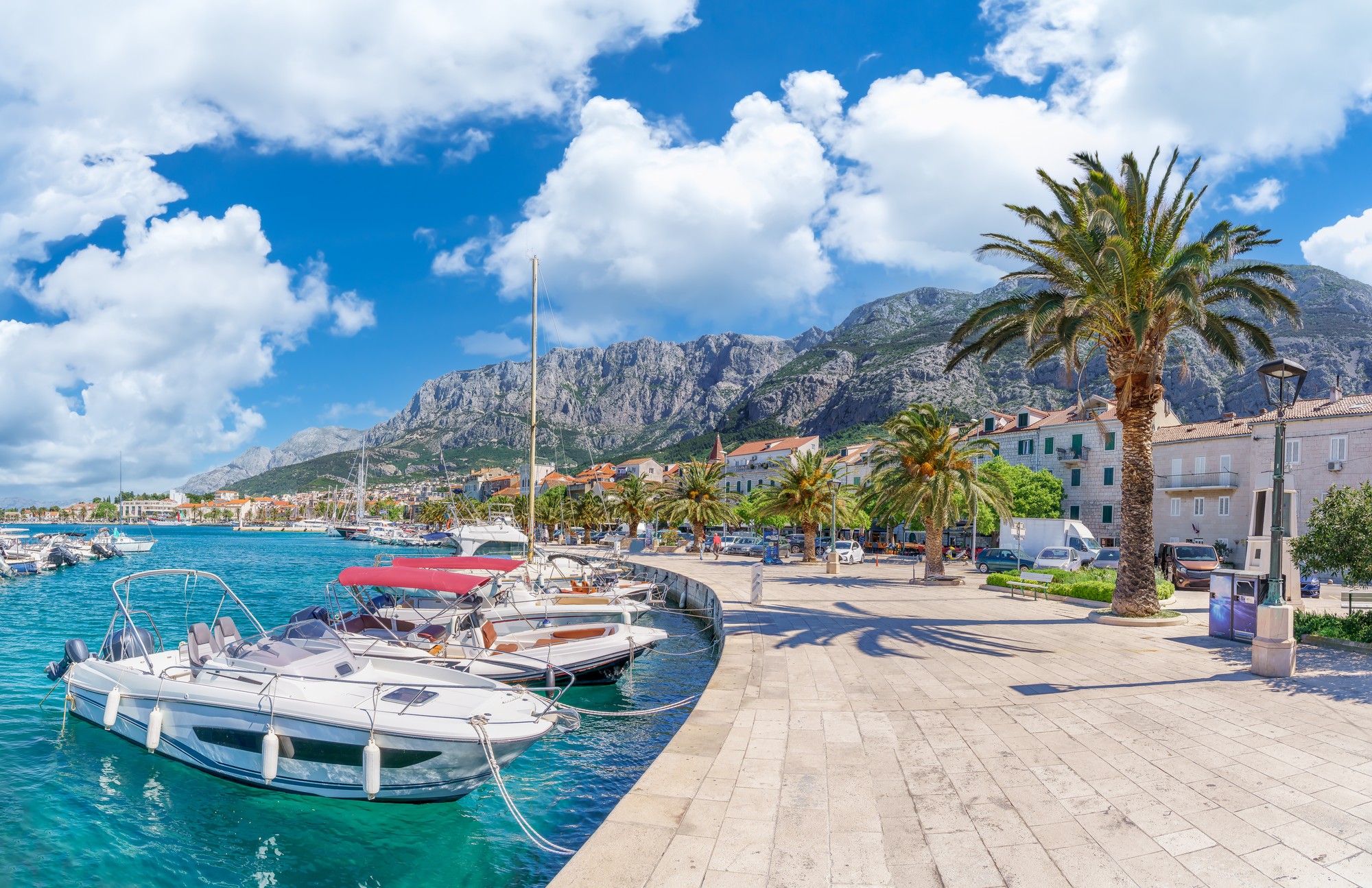 Makarska riviera je obľúbenou oblasťou dovolenkárov (ilustračné foto).