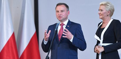 Wygwizdali prezydenta. To żona wsadziła go na minę!