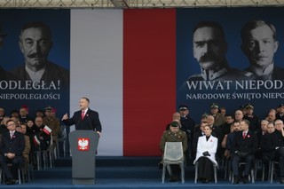 107. rocznica odzyskania niepodległości. Przed Grobem Nieznanego Żołnierza trwają uroczystości państwowe