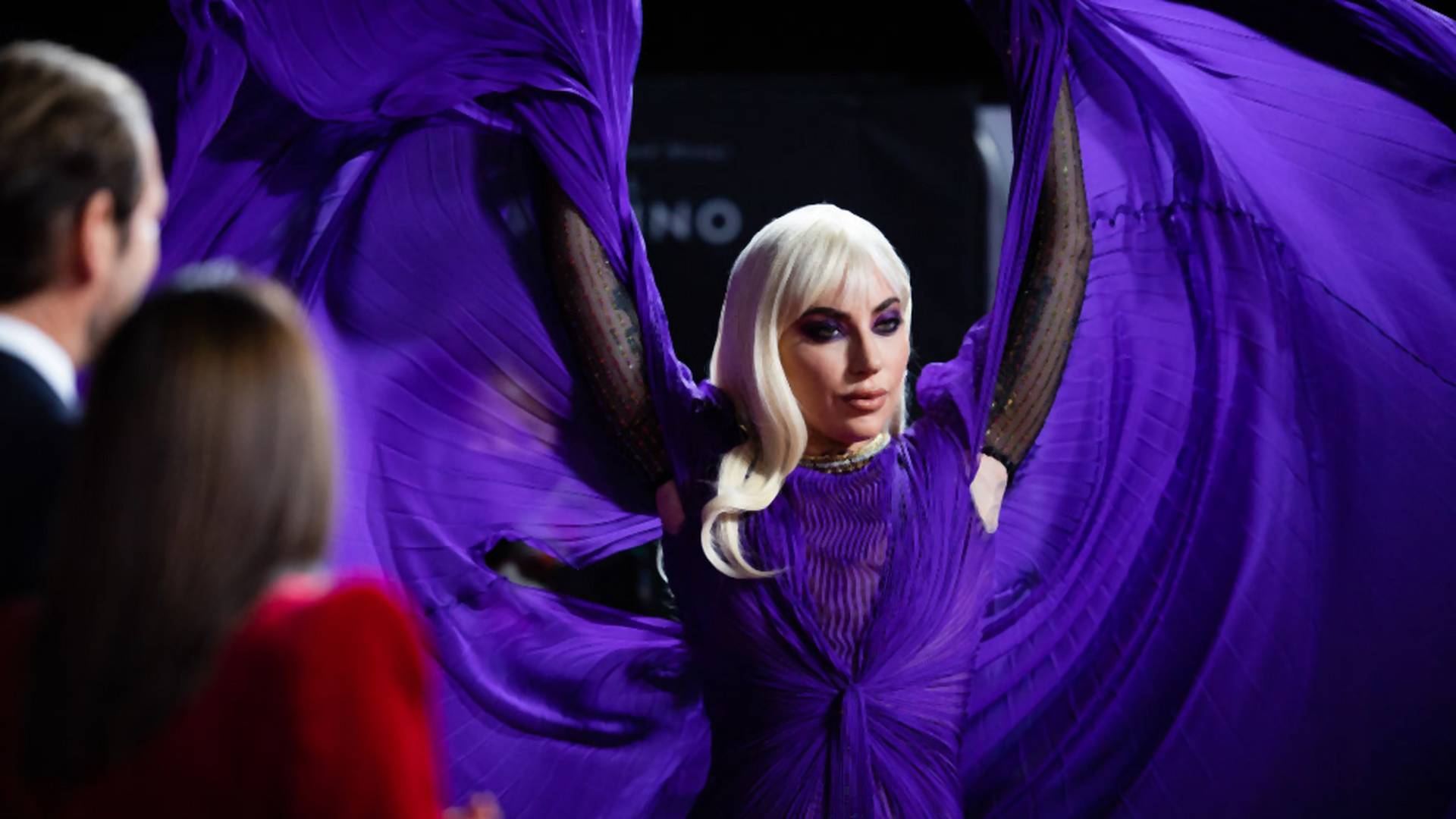 Olśniewająca Lady Gaga na światowej premierze filmu "House of Gucci" [GALERIA] 