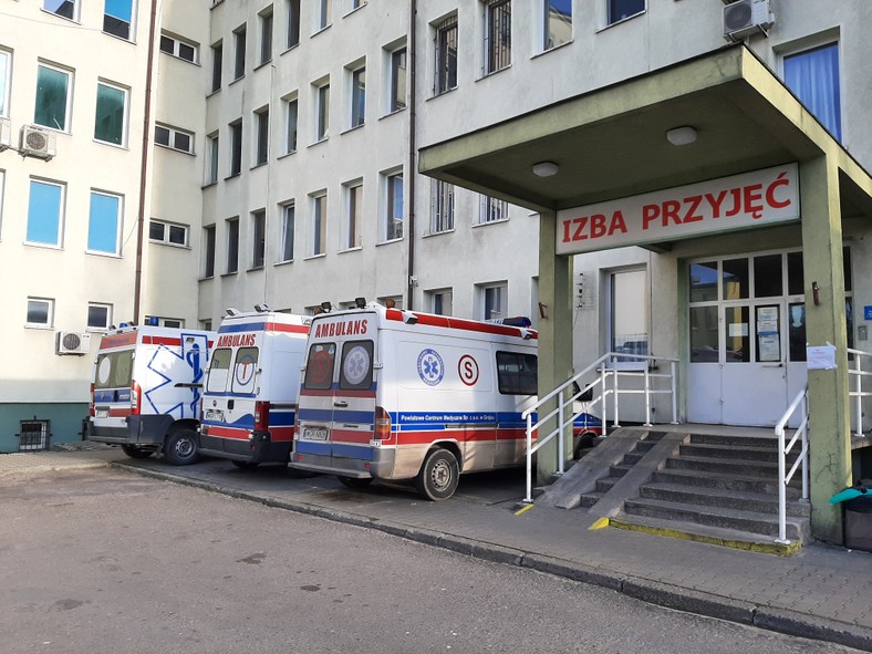 Mimo zdiagnozowania u lekarza koronowirusa, izba przyjęć nie została zamknięta i zdezynfekowana