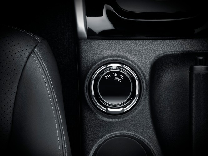 Mitsubishi triton to nowe mitsubishi L200