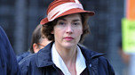 Kate Winslet na planie serialu "Mildred Pierce"