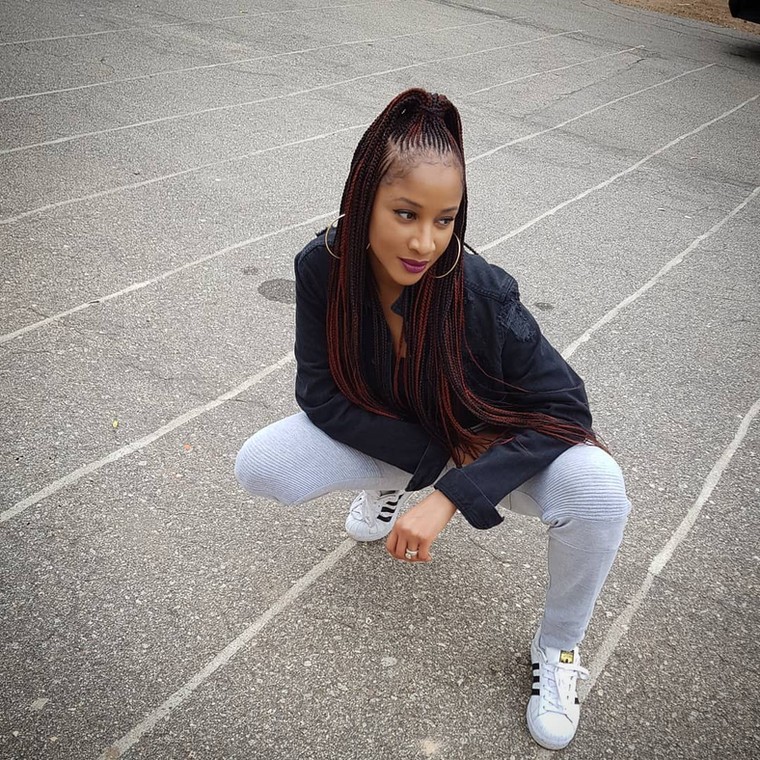 Adesua Etomi inna more casual look with Adidas trainers [Credit: Vogue] 