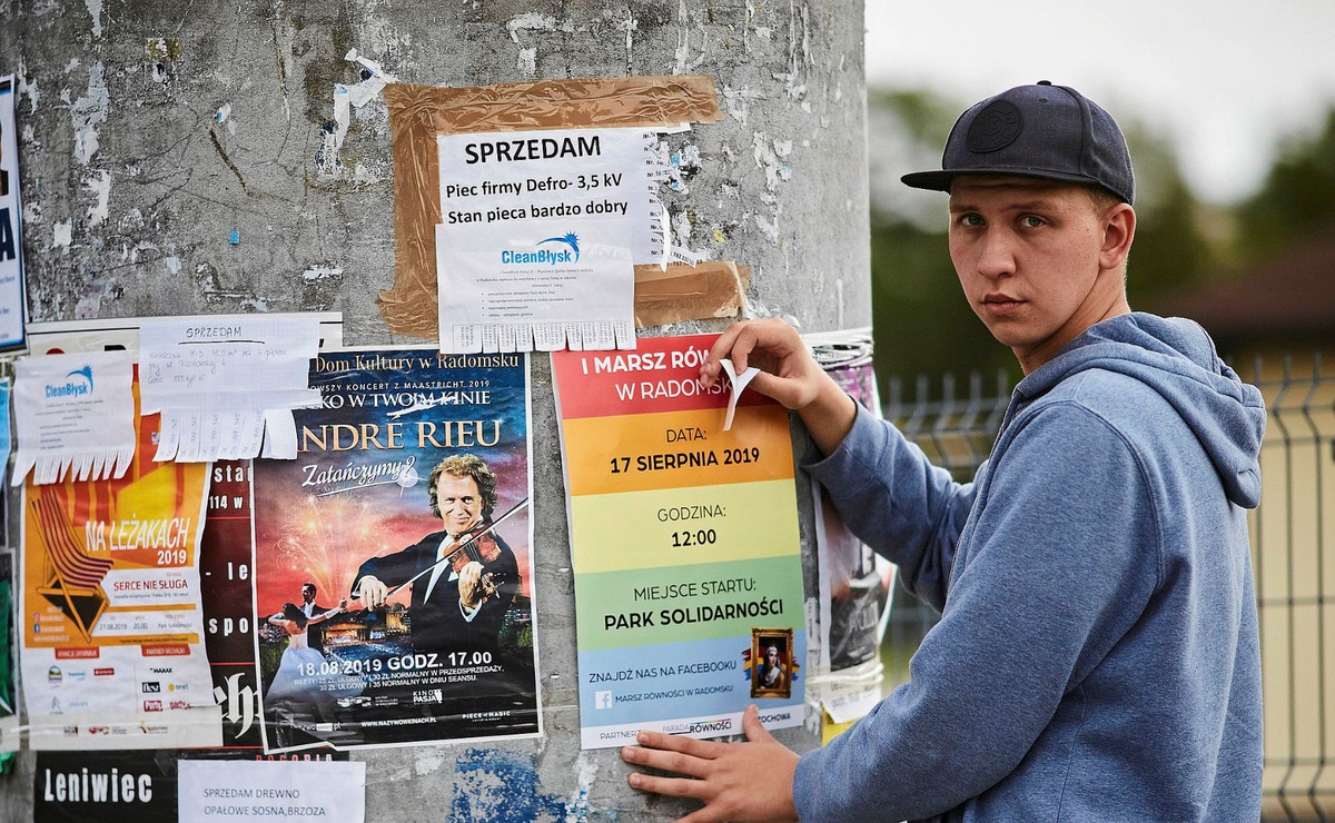 Organizator marszu na rzecz praw mniejszosci LGBT Ksawery Olczy