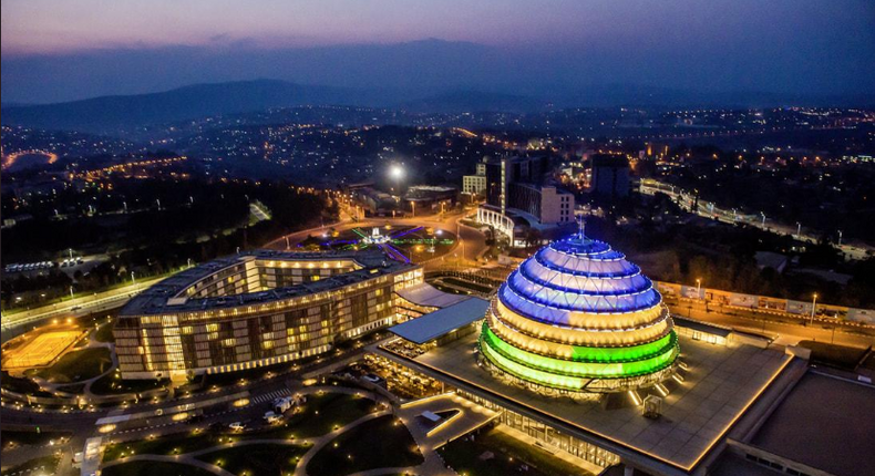 Kigali at night. (@disafrica)