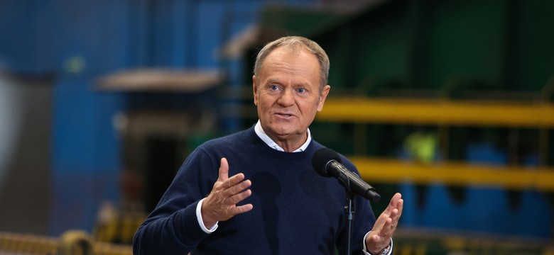 Tusk: Relacje na linii Mentzen-Kaczyński przypominają wojnę domową
