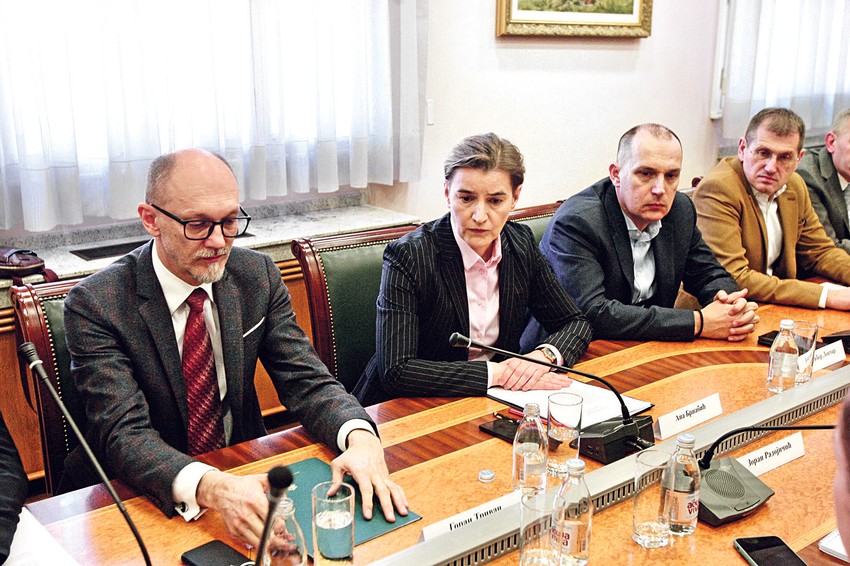 U Vladi Srbije održan je hitan sastanak povodom aerozagađenja