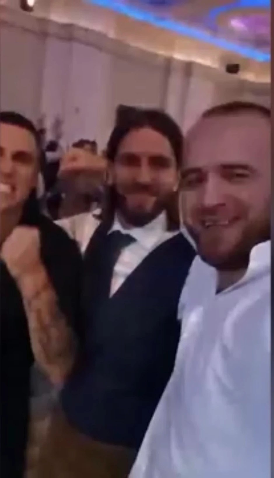 Ognjen i Stojan Vranješ u društvu ubijenog Dejana Kostića Dele na dočeku Nove godine