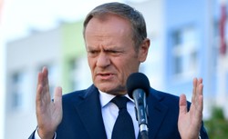 Tusk: W efekcie polityki Ziobry i Kaczyńskiego to Polacy będą finansować granty dla niemieckich firm