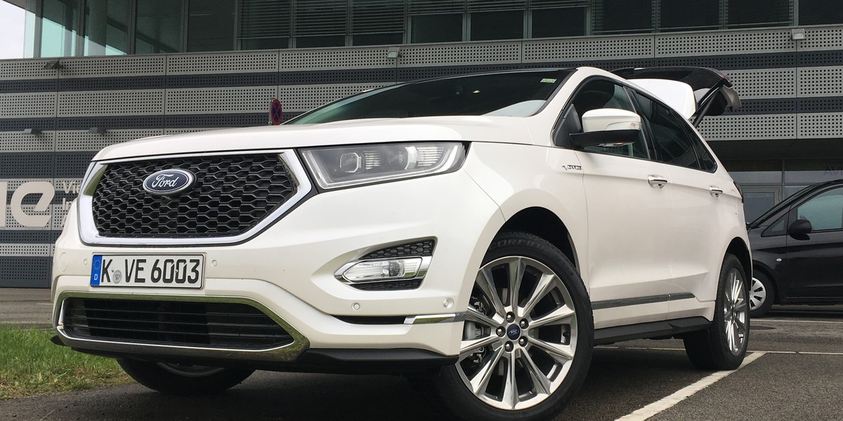 Ford Edge Vignale - najnowsze auta tej firmy korzystają z systemu operacyjnego BlackBerry