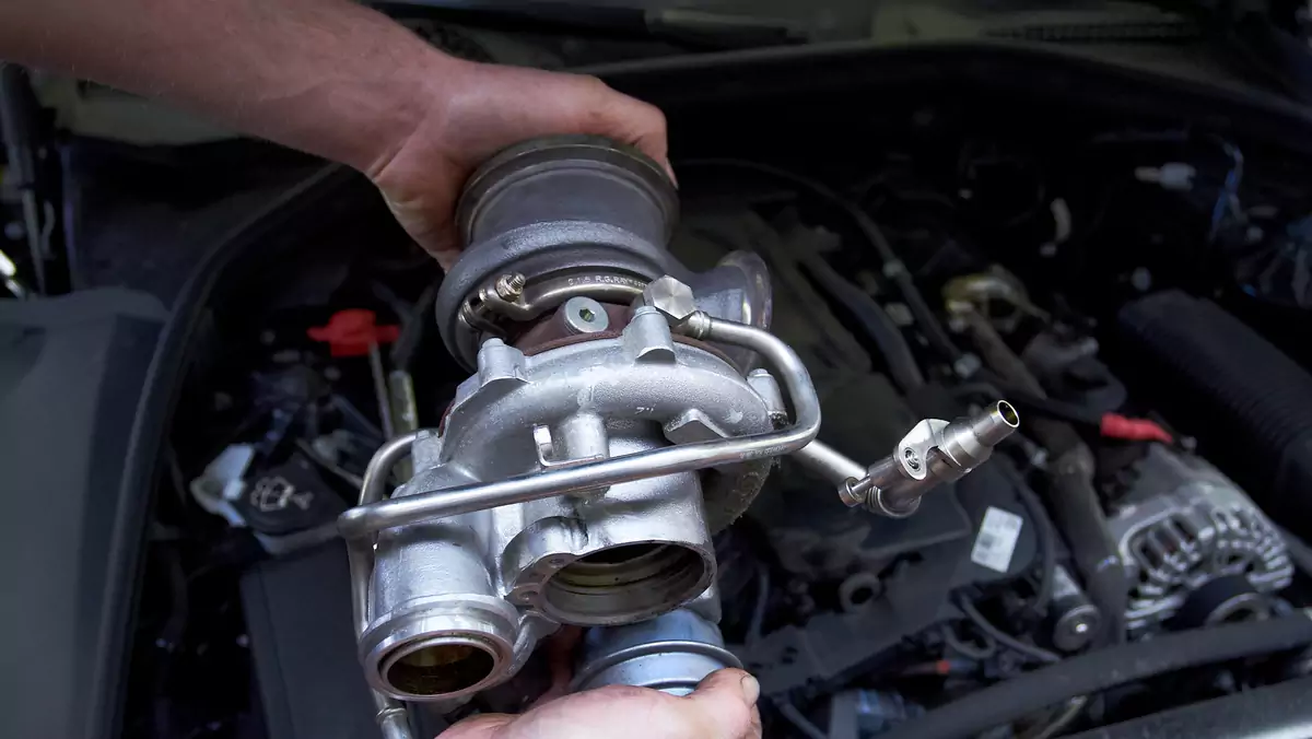 Turbosprężarki: jak działają, co się w nich psuje?
