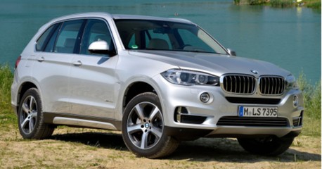 X5 to jeden z najpopularniejszych modeli BMW. Dzięki niemu koncern z Bawarii sprzedał w tym roku w naszym kraju 4,5 tys. aut. To wzrost o 32 proc. r./r.