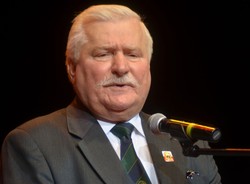 Co trzeci Polak popiera słowa Wałęsy o homoseksualistach