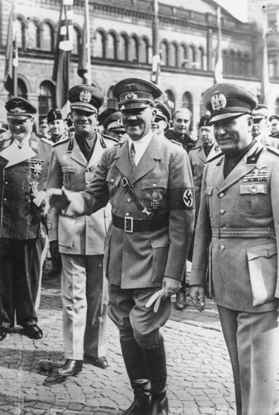 Spotkanie Benito Mussoliniego z Adolfem Hitlerem w Monachium, 1938 r.