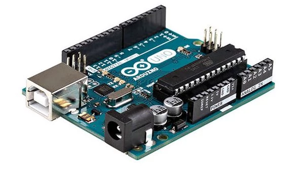 Płytka Arduino Uno (poza USA – Genuino Uno). Źródło: arduino.cc