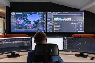 Polskie miasto broni się przed cyberatakami 24/7. Walczyć będzie SOC za miliony zł