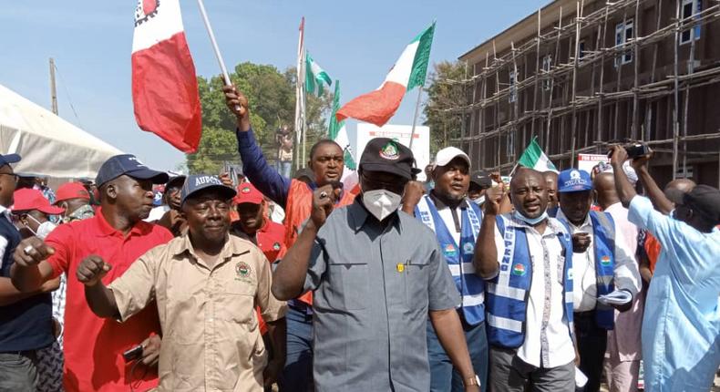 NLC set for nationwide protest despite FG’s suspension of subsidy removal plan. [NLCHeadquarters]