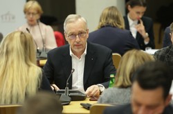 Zdrojewski o mediach: Konieczna redukcja kosztów, zobowiązań, zatrudnienia